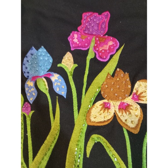 The Quacker Factory Black Embroidered Iris Floral Vest Size L - Picture 5 of 6
